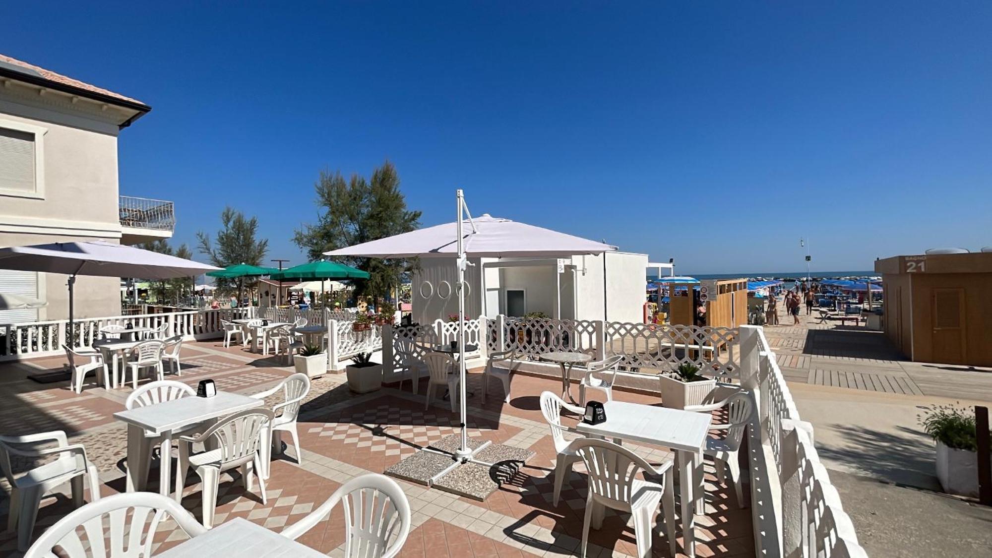 Hotel Bartolini Bellaria-Igea Marina Buitenkant foto